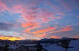 Foto: schöner farbiger Morgenhimmel, typisch Föhn