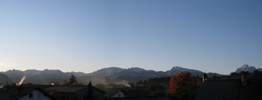 Morgenpanorama sonniger Alpenrand