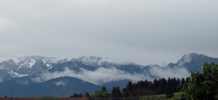 Foto: verschneite Ammergauer Alpen