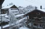 Foto: verschneites Dorf