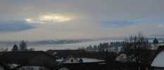 Foto: Wolkenloch und mehrer Wolkenschichten samt Nebel